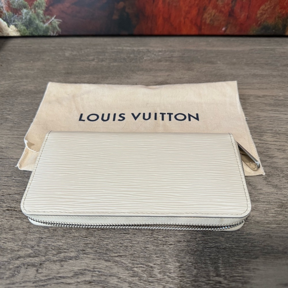 Louis Vuitton Epi Leather Wallet